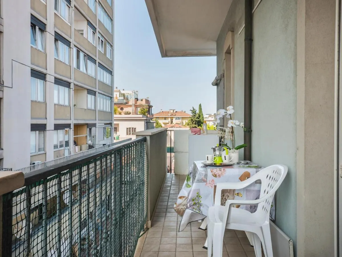 Apartment Alex Flower House Rimini